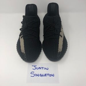 Yeezy 350 v2 Oreo
